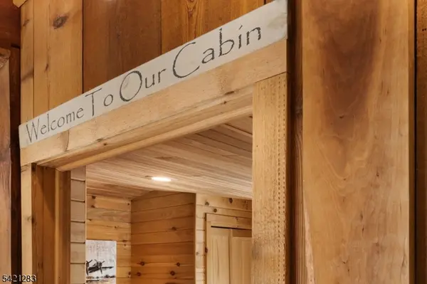 107 Cedar Dr, Andover Twp., NJ 07860