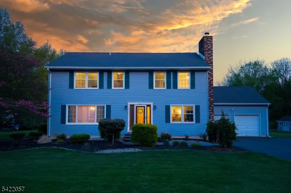 64 Country Club Ln, Harmony Twp., NJ 08865