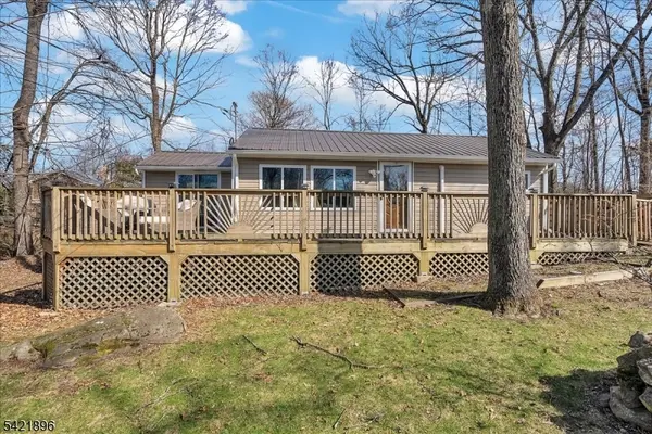 128 Birch Rd, Vernon Twp., NJ 07422