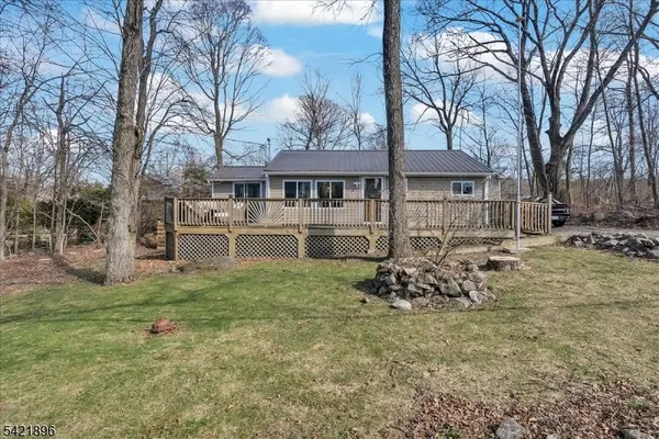 128 Birch Rd, Vernon Twp., NJ 07422