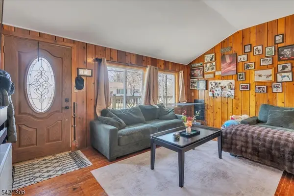 128 Birch Rd, Vernon Twp., NJ 07422