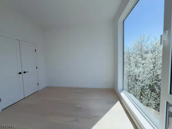 425 3Rd St #315, Jersey City, NJ 07302