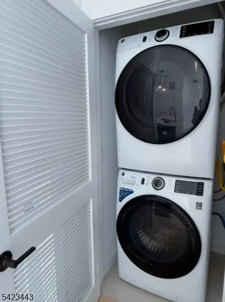 425 3Rd St #315, Jersey City, NJ 07302