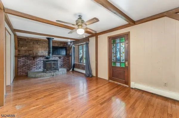 742 South Blvd, Alpha Boro, NJ 08865