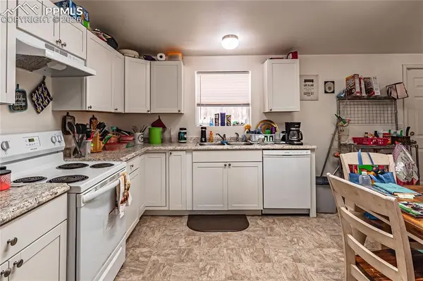 735 E Vermijo AVE, Colorado Springs, CO 80903