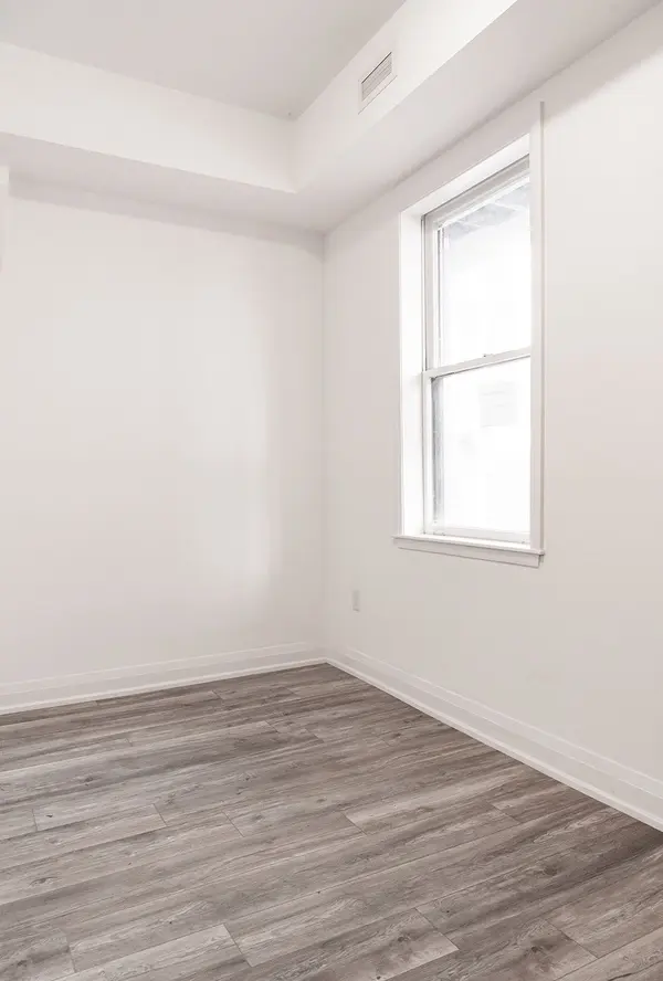 209 Jarvis ST #6, Toronto C08, ON M5J 2C1