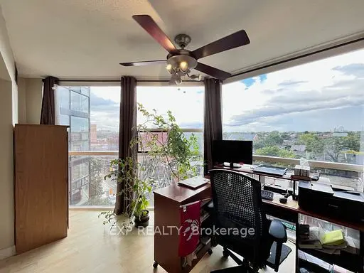 725 King ST W #705, Toronto C01, ON M5V 2W9