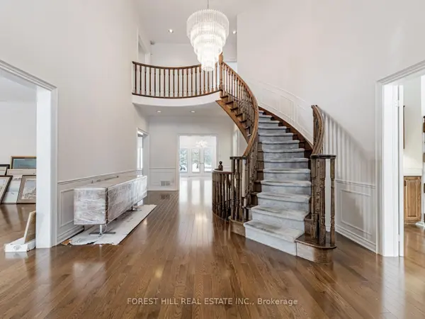 17 Dunloe RD, Richmond Hill, ON L4B 2H6