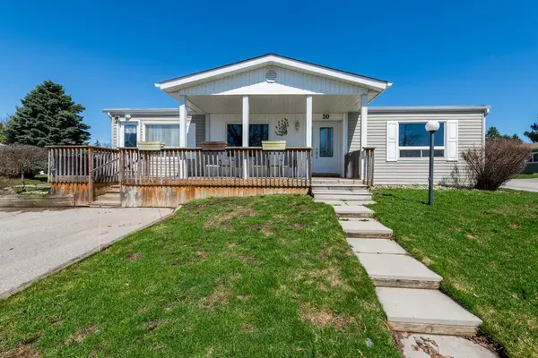 50 Linden LN, Innisfil, ON L9S 1P2