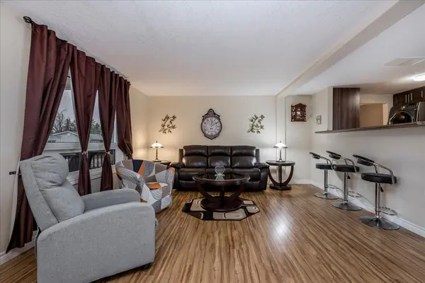 50 Linden LN, Innisfil, ON L9S 1P2