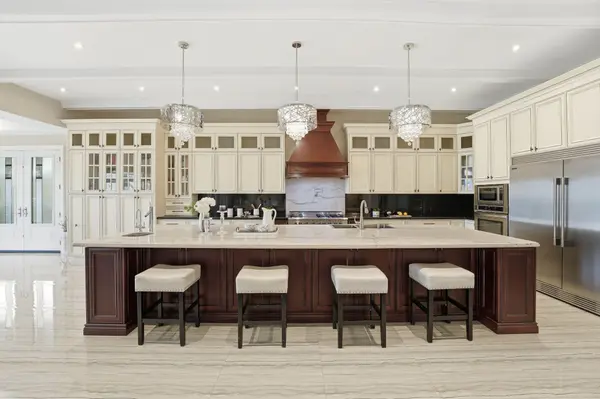 37 Greenan RD, Whitchurch-stouffville, ON L4A 3H7