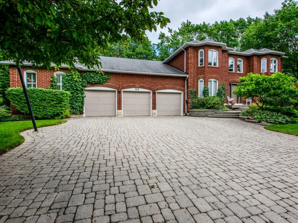 68 Alana DR, Springwater, ON L4N 7K8