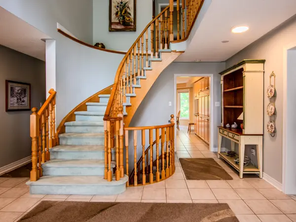 68 Alana DR, Springwater, ON L4N 7K8