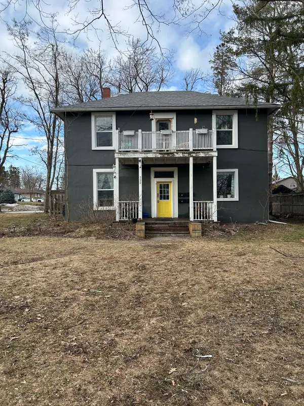 322 Codrington ST #3, Barrie, ON L4M 1T1