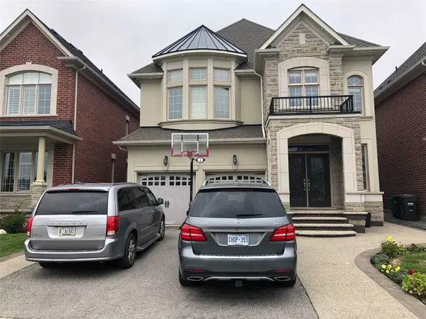 4 Louisburg CRES, Brampton, ON L6X 3A7