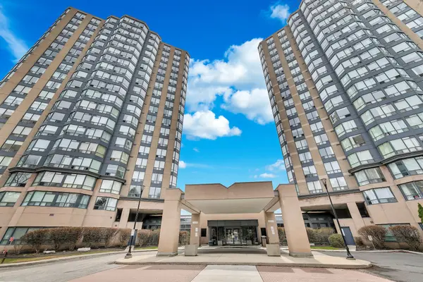 3 Hickory Tree RD #102, Toronto W04, ON M9N 3W5