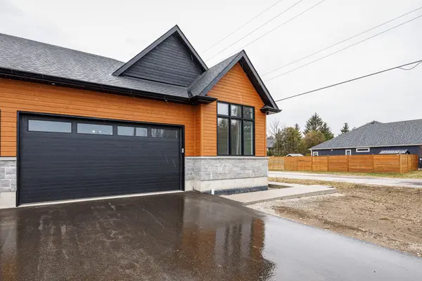 5 Boynton CT, Blue Mountains, ON N0H 2P0