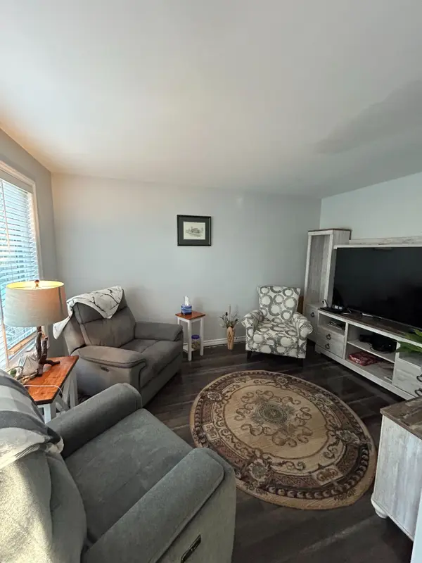 55 Sunrise CT #A, London East, ON N5V 4V5