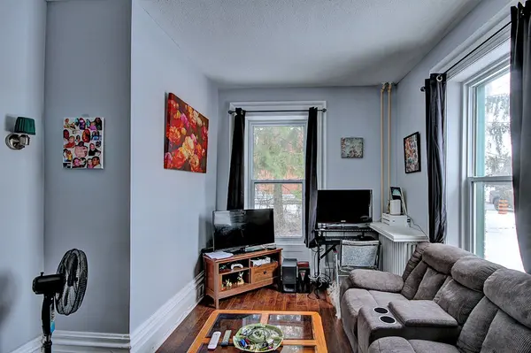 7 Church ST, St. Thomas, ON N5R 3E4