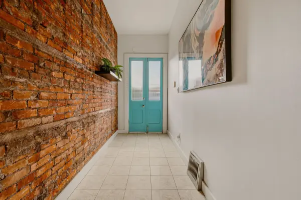 163 Victoria AVE N, Hamilton, ON L8L 5E9