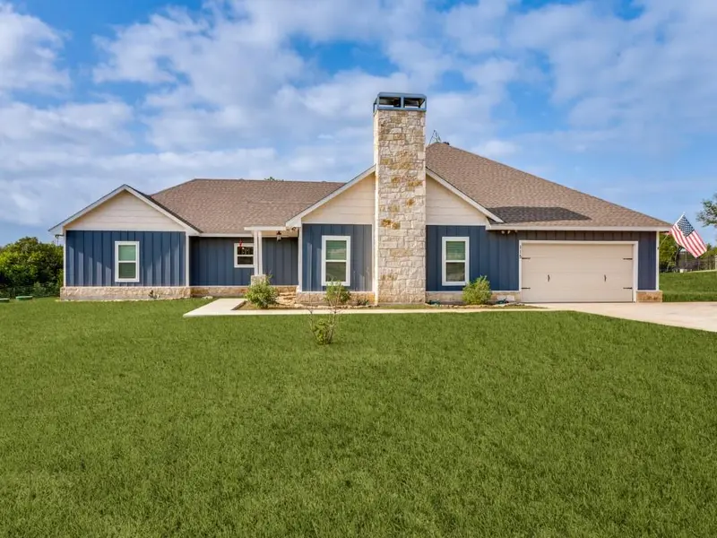115 Kriston Lane, Springtown, TX 76082