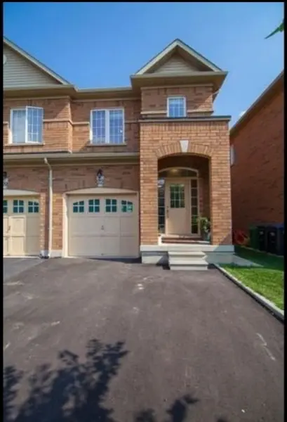 22 Frenchpark CIR, Brampton, ON L6X 0Y5