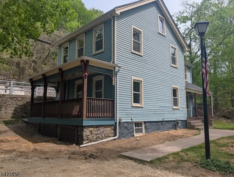 840 S Main St, Phillipsburg Town, NJ 08865