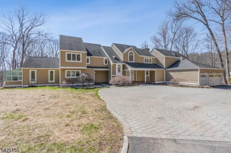 101 Rippling Brook Way, Bernardsville Boro, NJ 07924