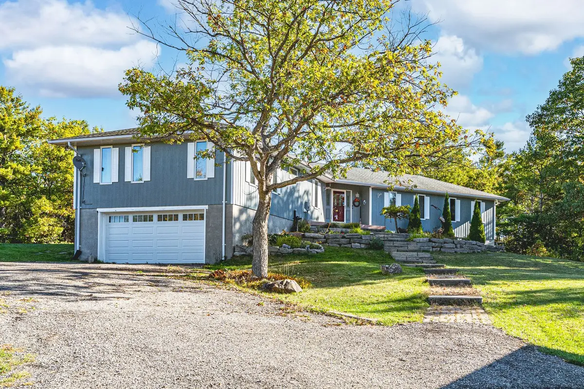 1564 Honey Harbour RD, Georgian Bay, ON L0K 1S0