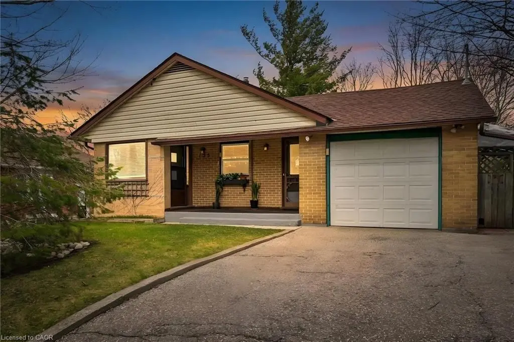 155 Hungerford RD, Cambridge, ON N3C 2P9