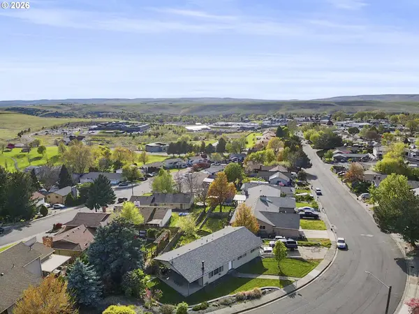 1911 SW PERKINS AVE, Pendleton, OR 97801