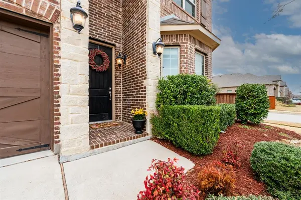 217 Mineral Point Drive, Aledo, TX 76008