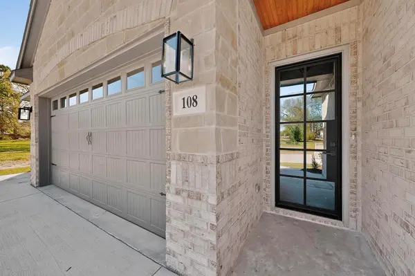 108 Palomita Circle, Athens, TX 75751