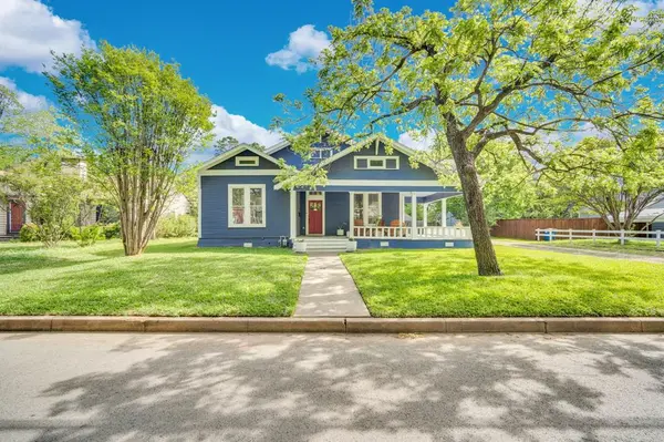 806 N Preston Street, Ennis, TX 75119