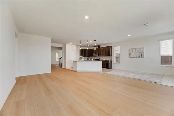 977 Adair Drive, Aubrey, TX 76227