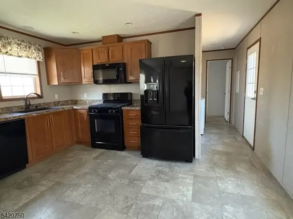 11 Zimmer Drive, Franklin Boro, NJ 07416