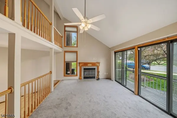 29 Bloomingdale Dr #1C, Hillsborough Twp., NJ 08844