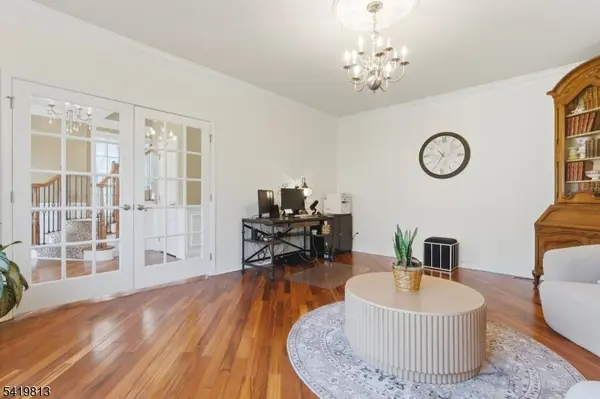 14 Gable Walk, Livingston Twp., NJ 07039