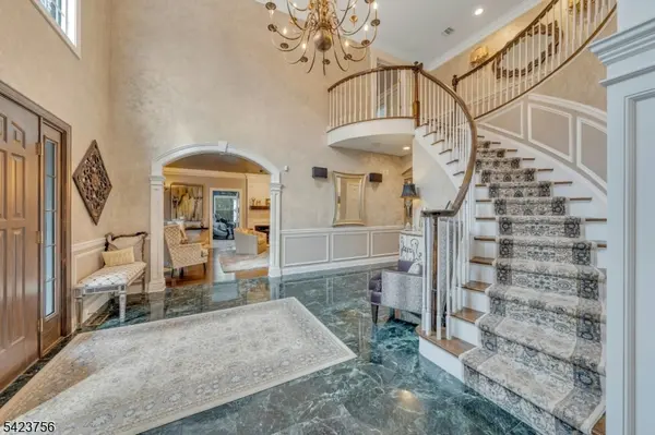 11 Baltusrol Way, Bernards Twp., NJ 07931