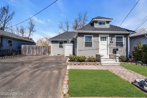 469 Center Ave, Middletown Twp., NJ 07748