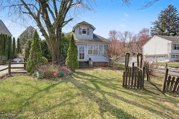 785 Macopin Rd, West Milford Twp., NJ 07480