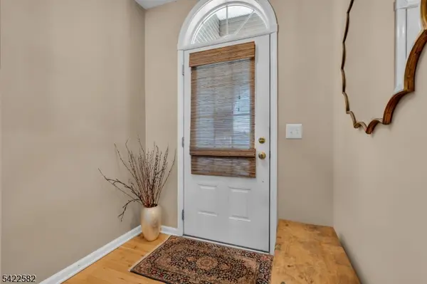 70 Bertrand Island Rd, Mount Arlington Boro, NJ 07856