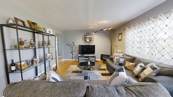 29D Colfax Manor #D, Roselle Park Boro, NJ 07204