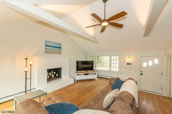 289 Boulevard, Mountain Lakes Boro, NJ 07046