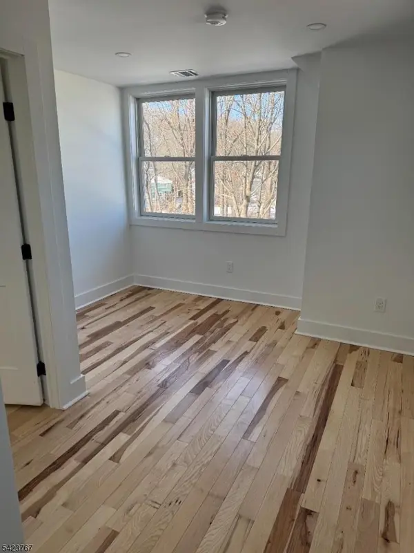 11 Cleveland St, Morristown Town, NJ 07960