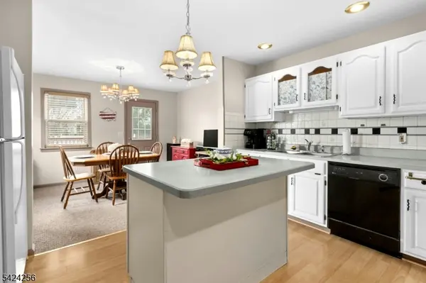 44 JAMES AVENUE, Clark Twp., NJ 07066