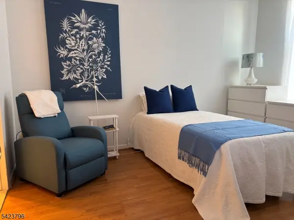 6-16 E Blackwell St Apt 2D #2D, Dover Town, NJ 07801