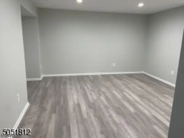 511 Dunn Cir #11, Bridgewater Twp., NJ 08807