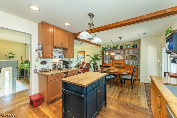 1 Eldridge Rd, Parsippany-troy Hills Twp., NJ 07878