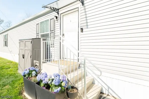 12 Maine St, South Brunswick Twp., NJ 08852